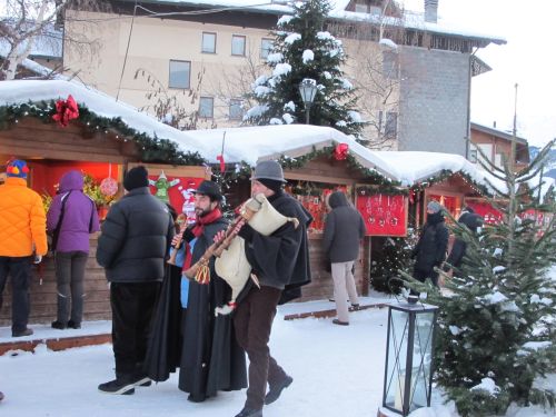 Mercatini Natale Livigno.Mercatini Di Natale A Livigno 2020 Foto Date Orari Eventi Come Arrivare Offerte Hotel Viaggi