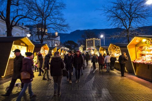 Mercatini Di Natale Merano Foto.Mercatini Di Natale A Merano 2020 Foto Date Orari Eventi Come Arrivare Offerte Hotel Viaggi